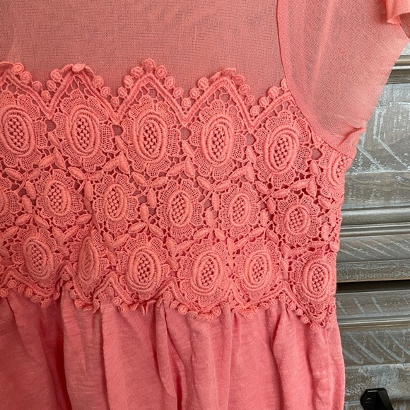 Jessica Simpson Maternity | Comfy Cotton top - Picture 2 of 4